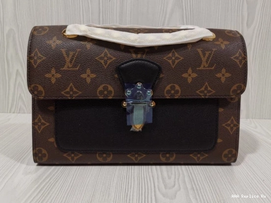 AAA Replica Ru Vuitton Louis VICTOIRE 0808